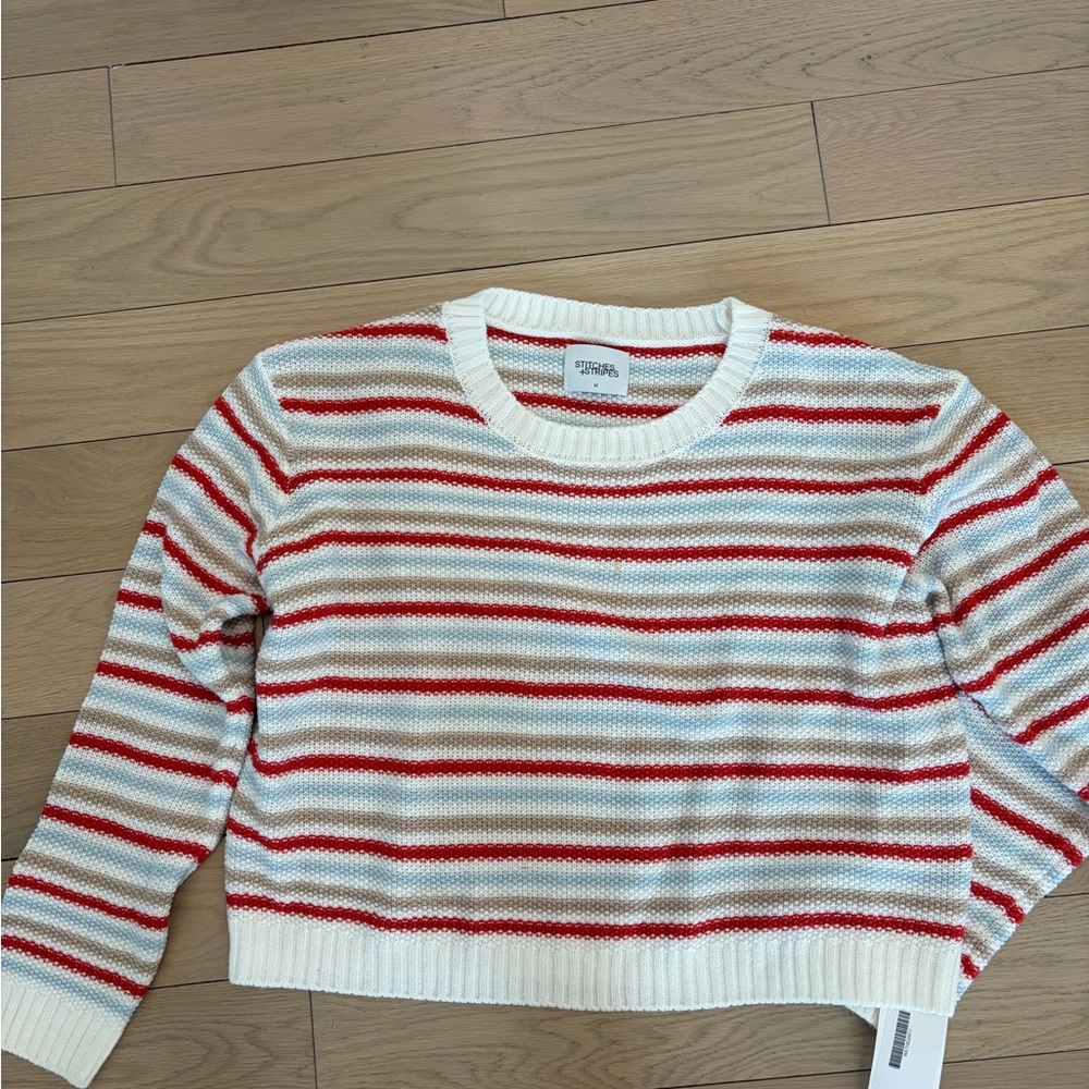 Striped Crew Neck Sweater in Red and White